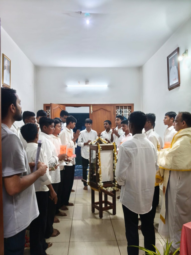 Procession & Candlelight Devotion